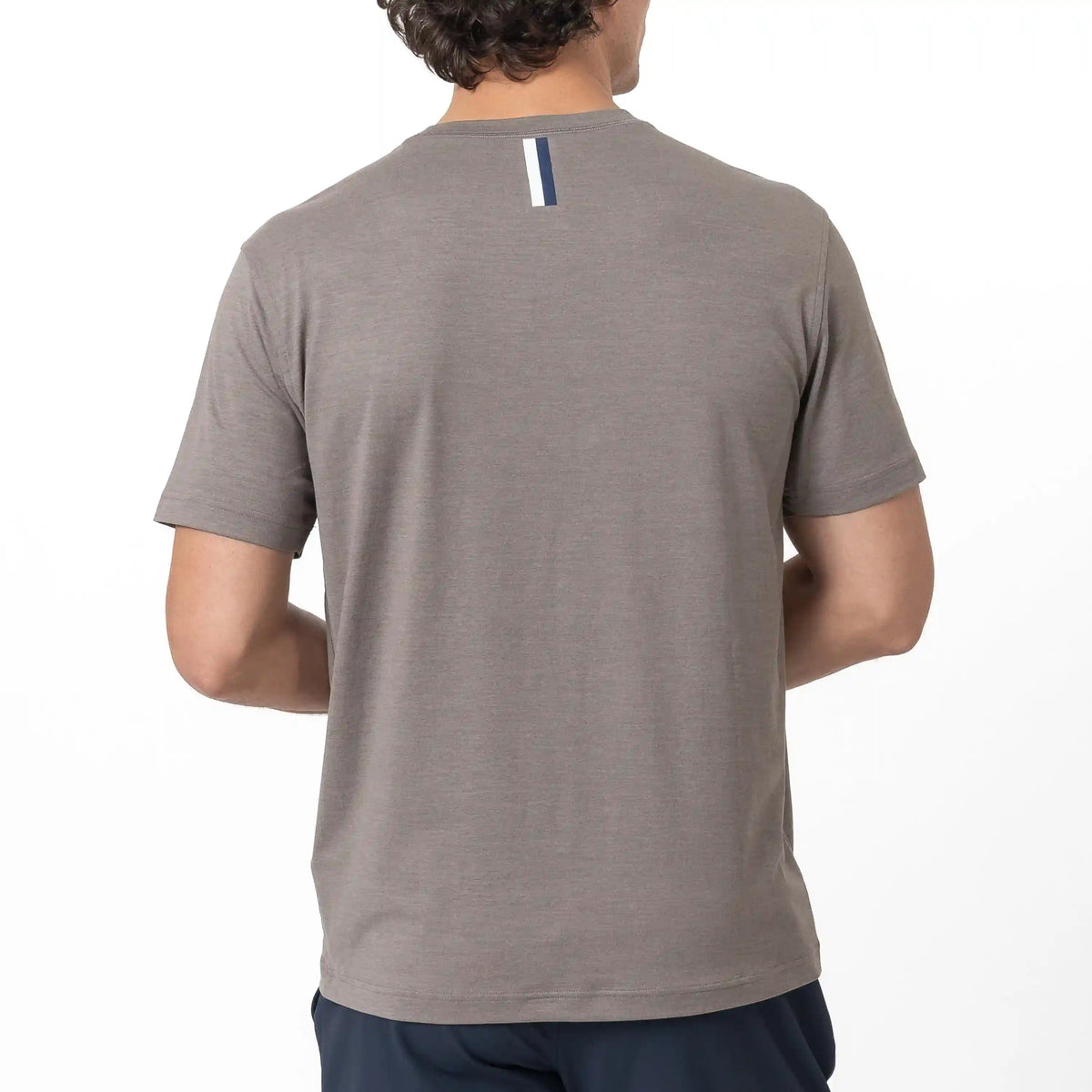 Tailwind Performance Tee | Heather - Greyhawk/Greyhawk