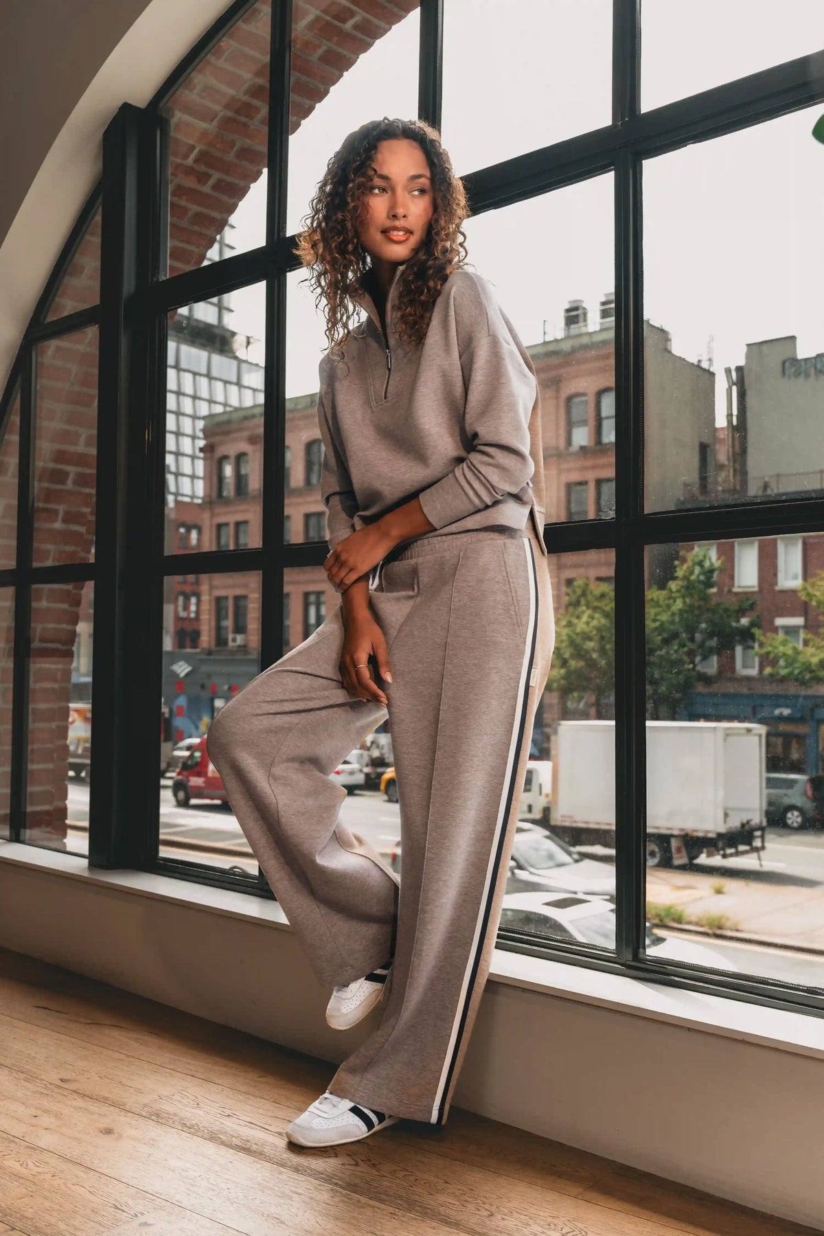 Aspire Pintuck Pant | Heather - Greyhawk - White/Fleet Navy